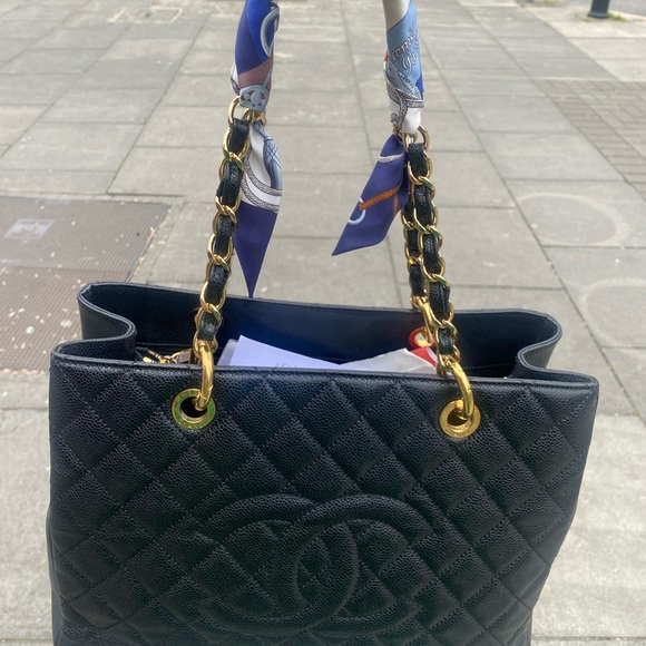 Chanel 2014 GST black caviar leather - Picture 1 of 6